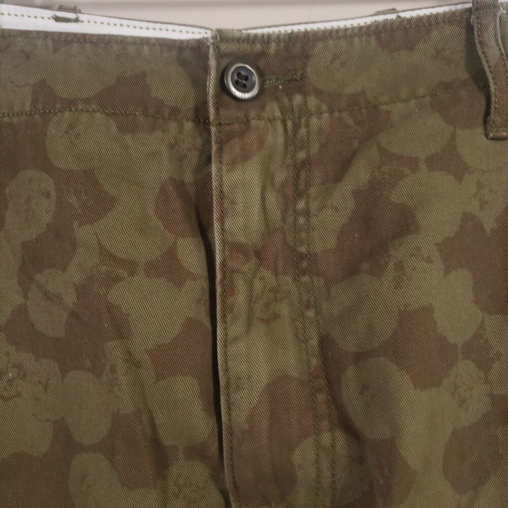 Levi's Cargo Shorts Mens 33 Green Camouflage Type Casual Outdoors - Picture 5 of 14